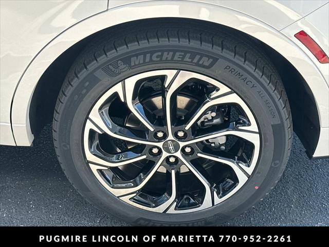 new 2025 Lincoln Nautilus car, priced at $61,106