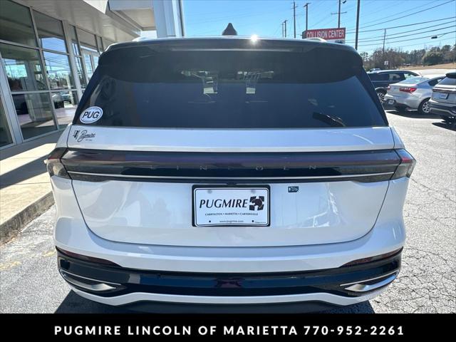 new 2025 Lincoln Nautilus car, priced at $61,106