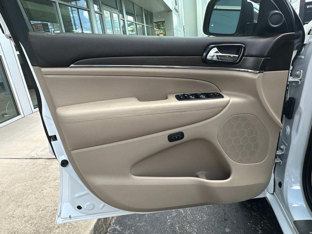 used 2020 Jeep Grand Cherokee car, priced at $23,296