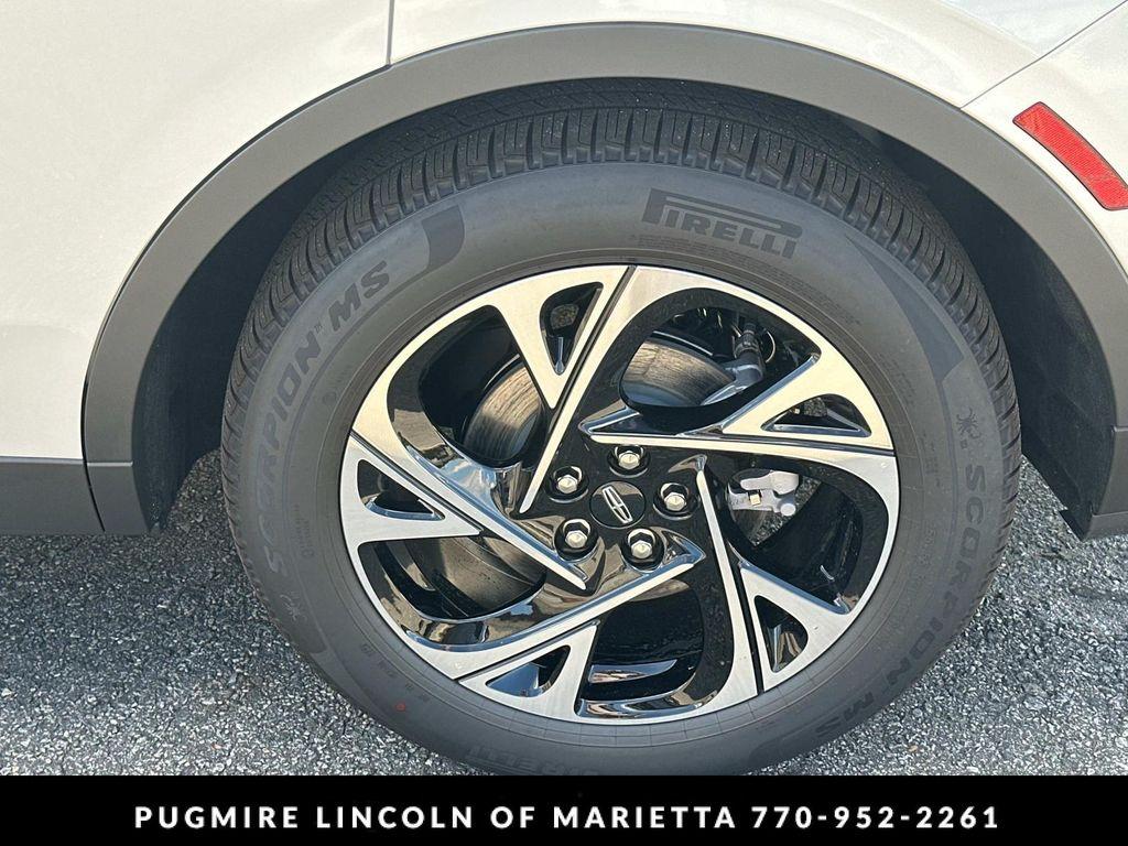 new 2025 Lincoln Nautilus car, priced at $67,215