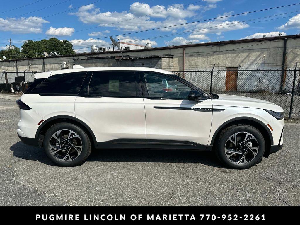 new 2025 Lincoln Nautilus car, priced at $67,215