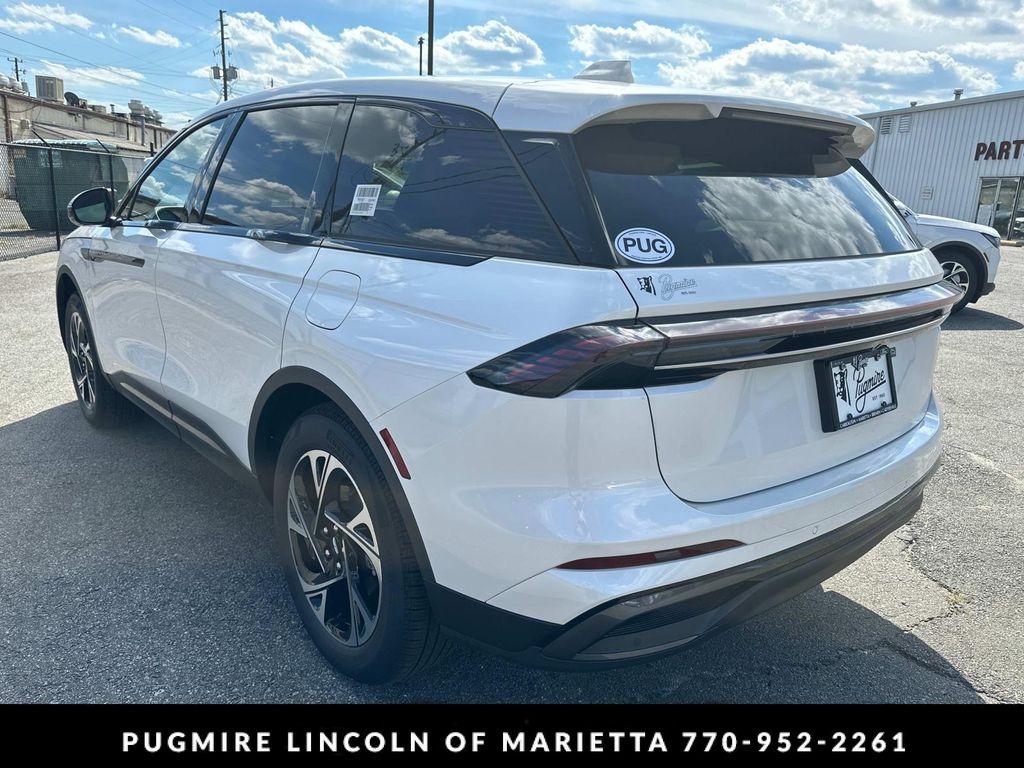 new 2025 Lincoln Nautilus car, priced at $67,215
