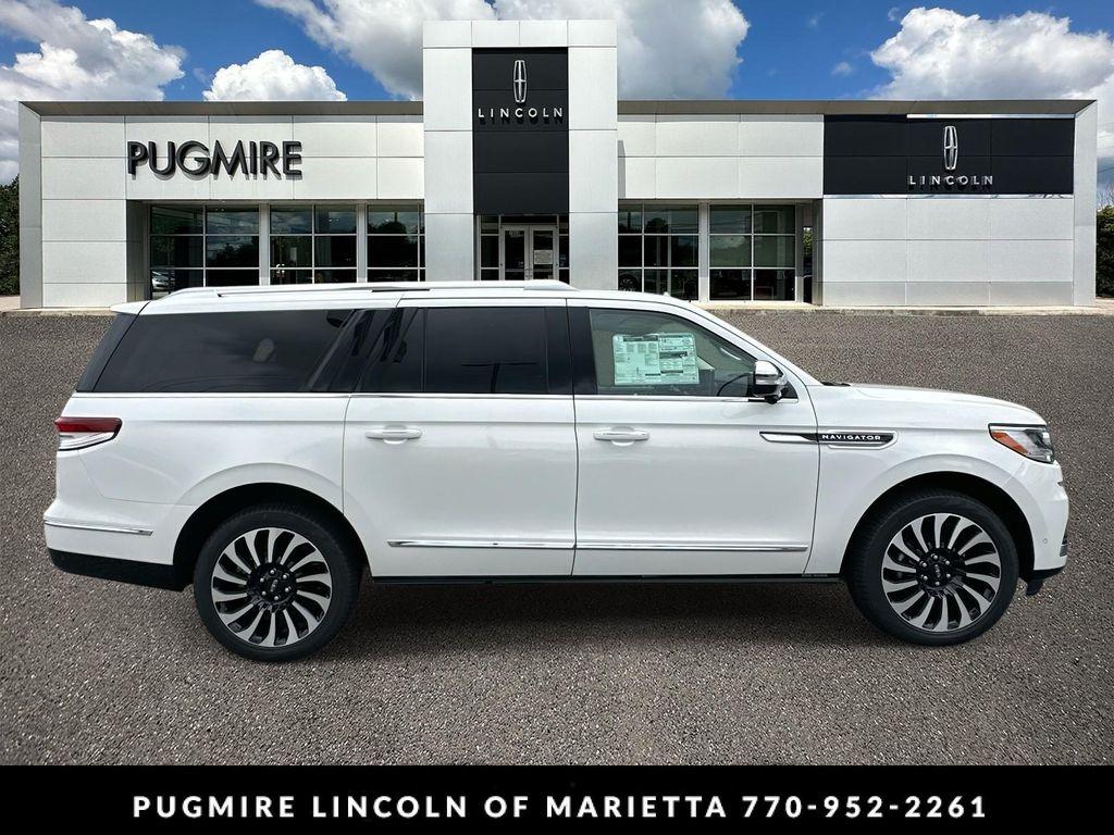 new 2024 Lincoln Navigator car, priced at $100,984