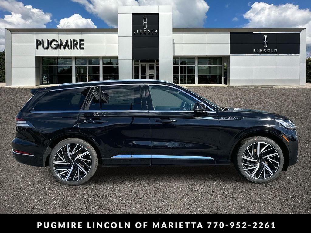 new 2025 Lincoln Aviator car, priced at $91,375