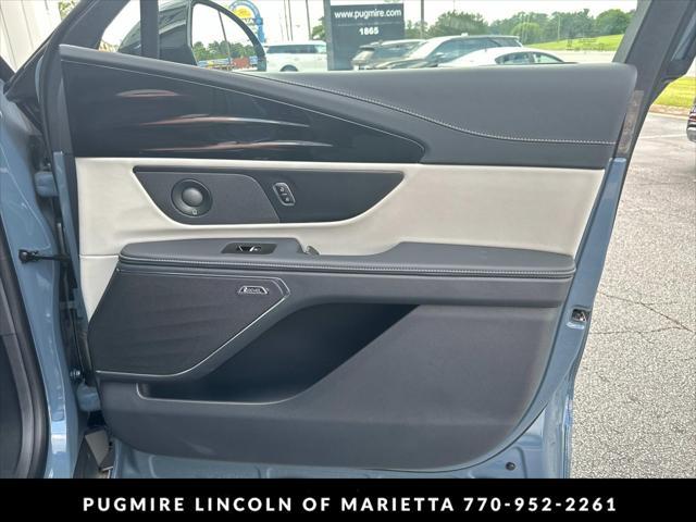 new 2025 Lincoln Nautilus car, priced at $56,319
