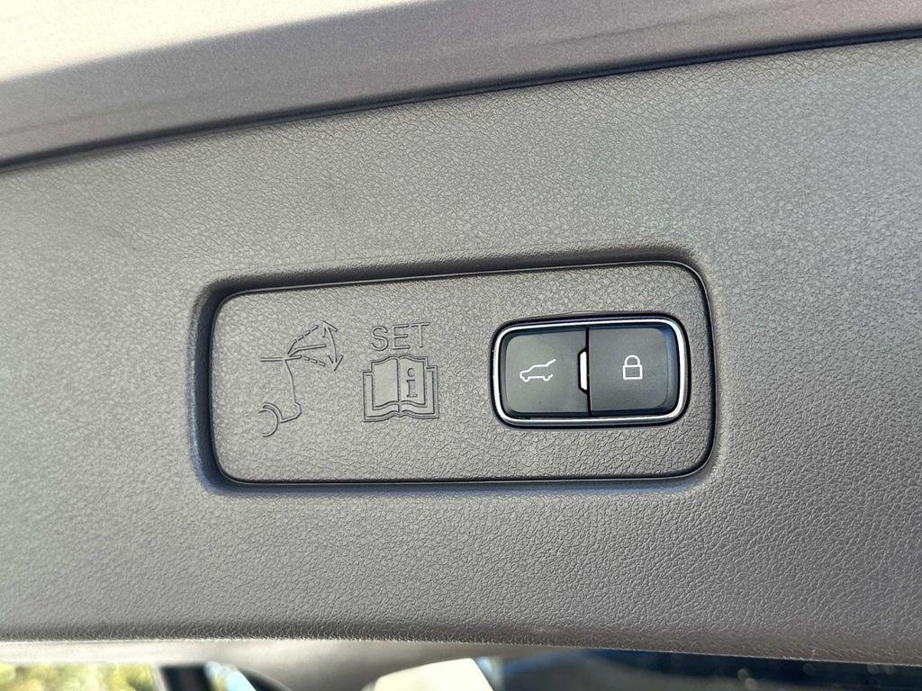 used 2020 Lincoln Aviator car, priced at $23,820