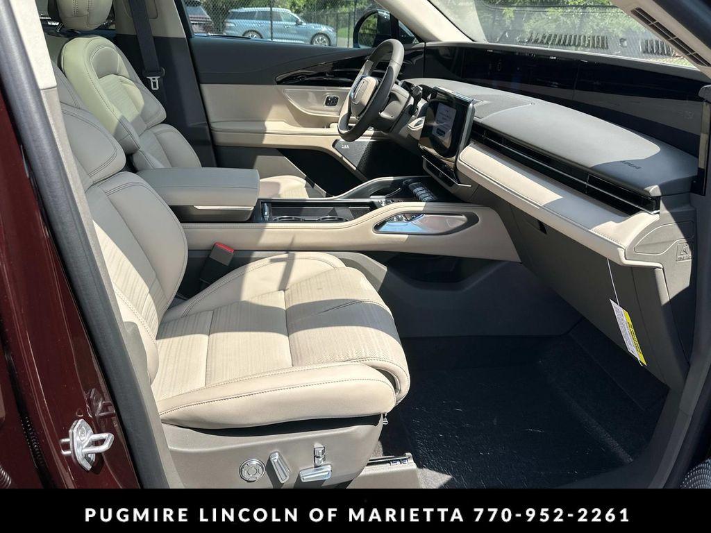new 2025 Lincoln Nautilus car, priced at $72,840