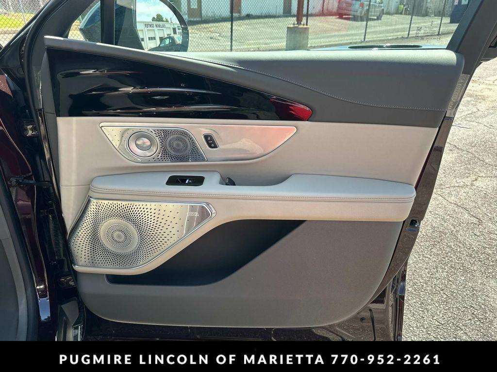 new 2025 Lincoln Nautilus car, priced at $72,840