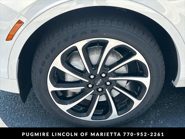 new 2024 Lincoln Nautilus car, priced at $75,195