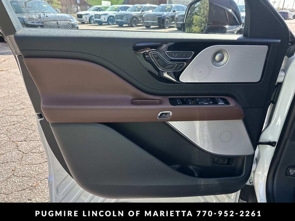new 2025 Lincoln Aviator car, priced at $76,935