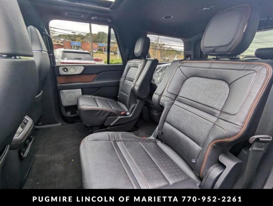 new 2024 Lincoln Navigator car, priced at $113,095