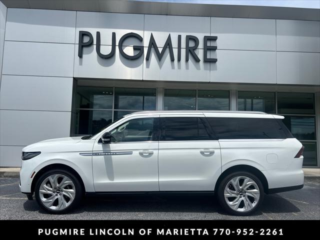 used 2025 Lincoln Navigator car, priced at $98,995