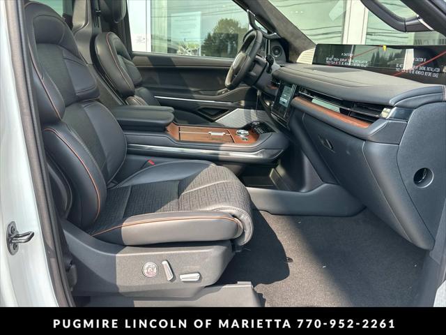 new 2025 Lincoln Navigator car, priced at $122,480