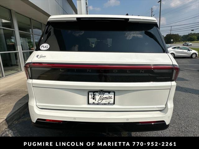 new 2025 Lincoln Navigator car, priced at $122,480