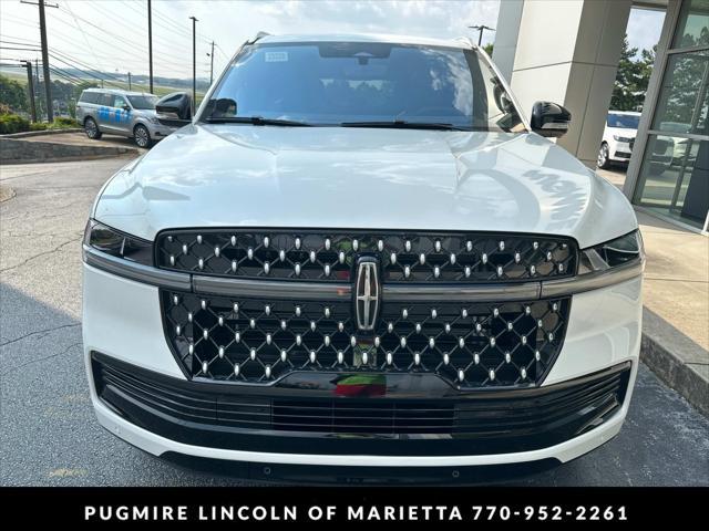 new 2025 Lincoln Navigator car, priced at $122,480