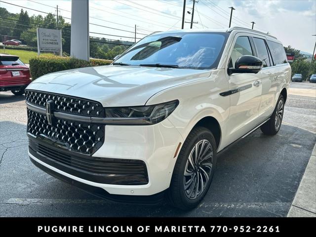new 2025 Lincoln Navigator car, priced at $122,480