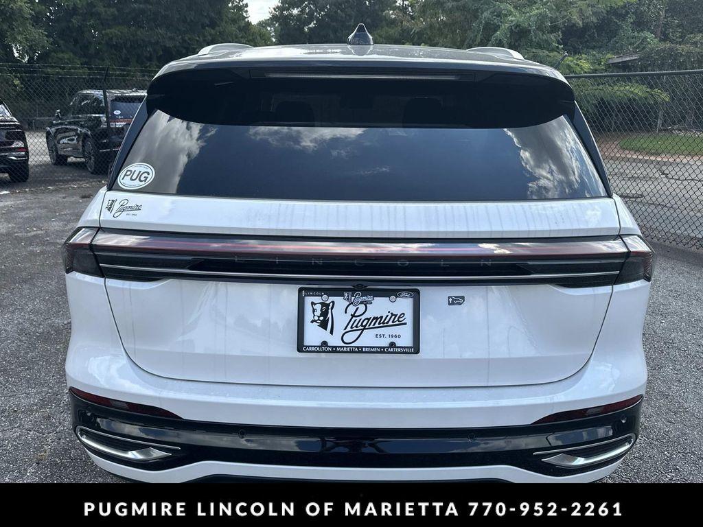 new 2025 Lincoln Nautilus car, priced at $62,804