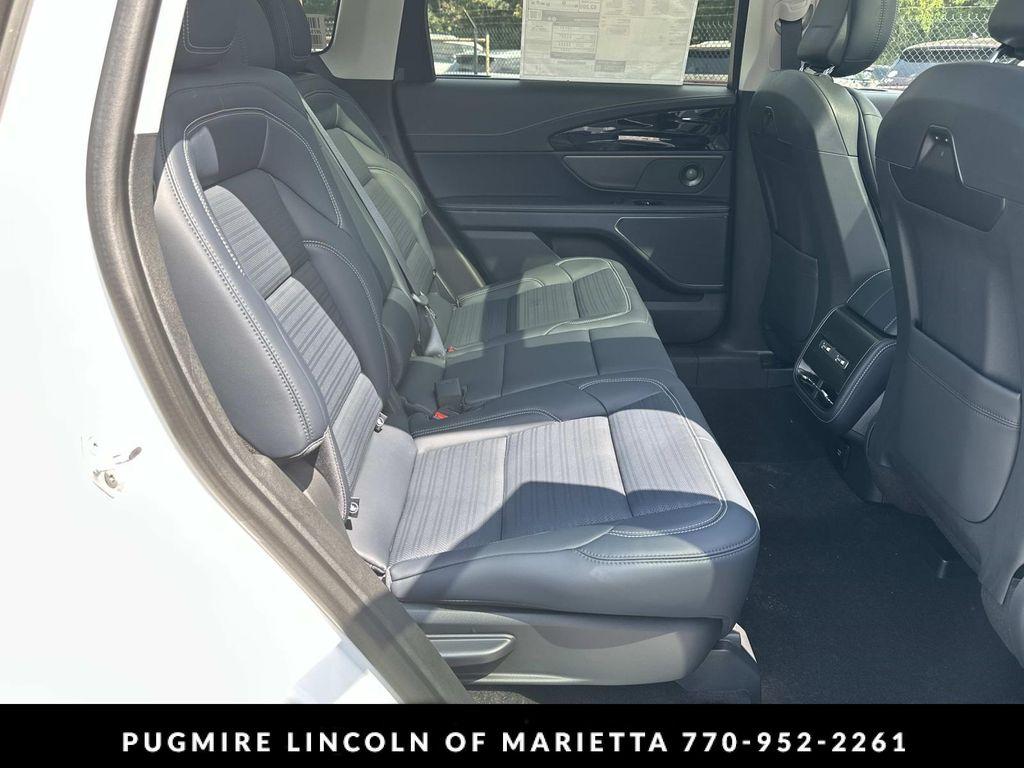new 2025 Lincoln Nautilus car, priced at $62,804