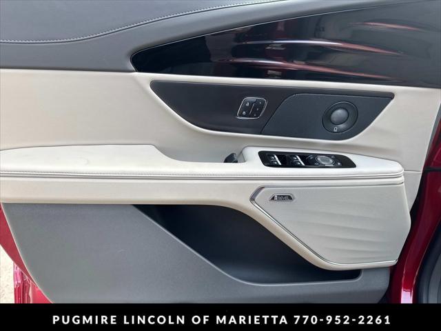 new 2025 Lincoln Nautilus car, priced at $62,256