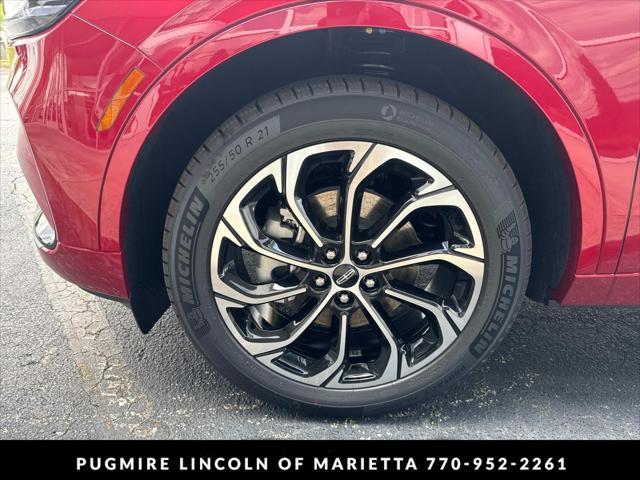 new 2025 Lincoln Nautilus car, priced at $62,256