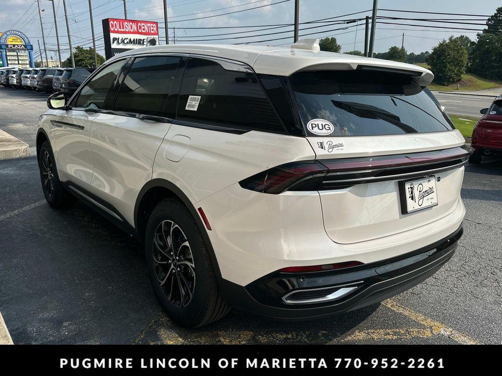 new 2025 Lincoln Nautilus car, priced at $53,266
