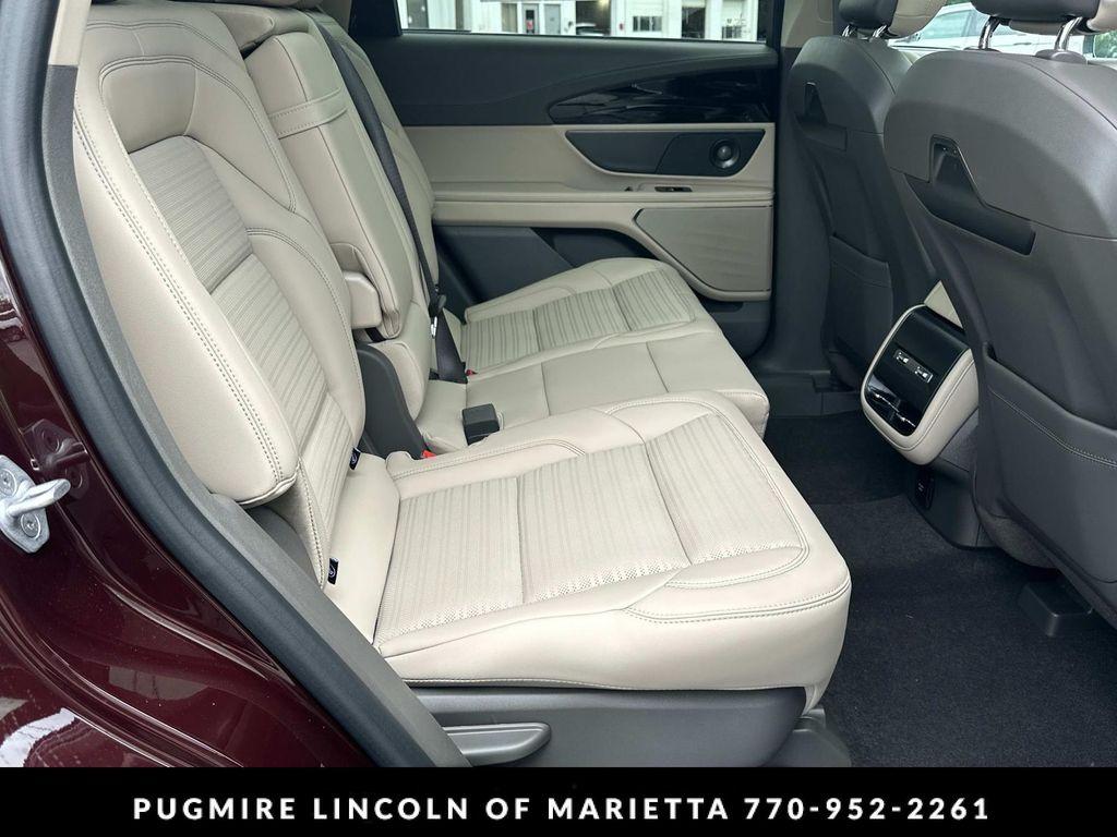 new 2025 Lincoln Nautilus car, priced at $68,920