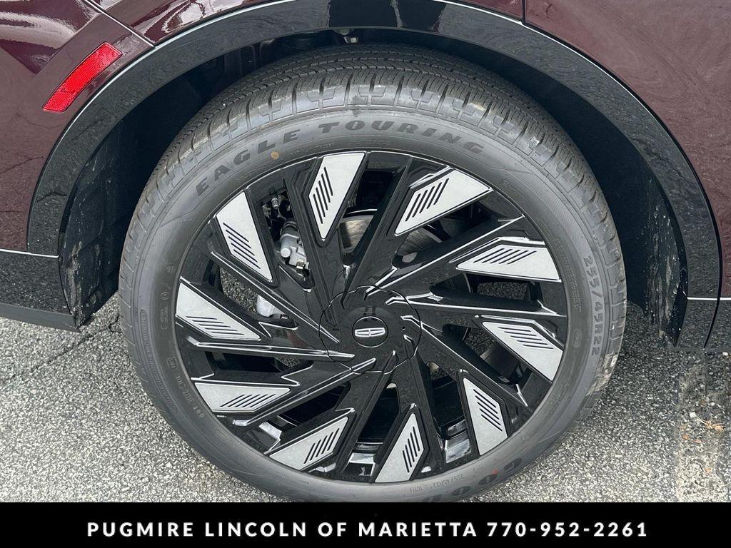 new 2025 Lincoln Nautilus car, priced at $68,920