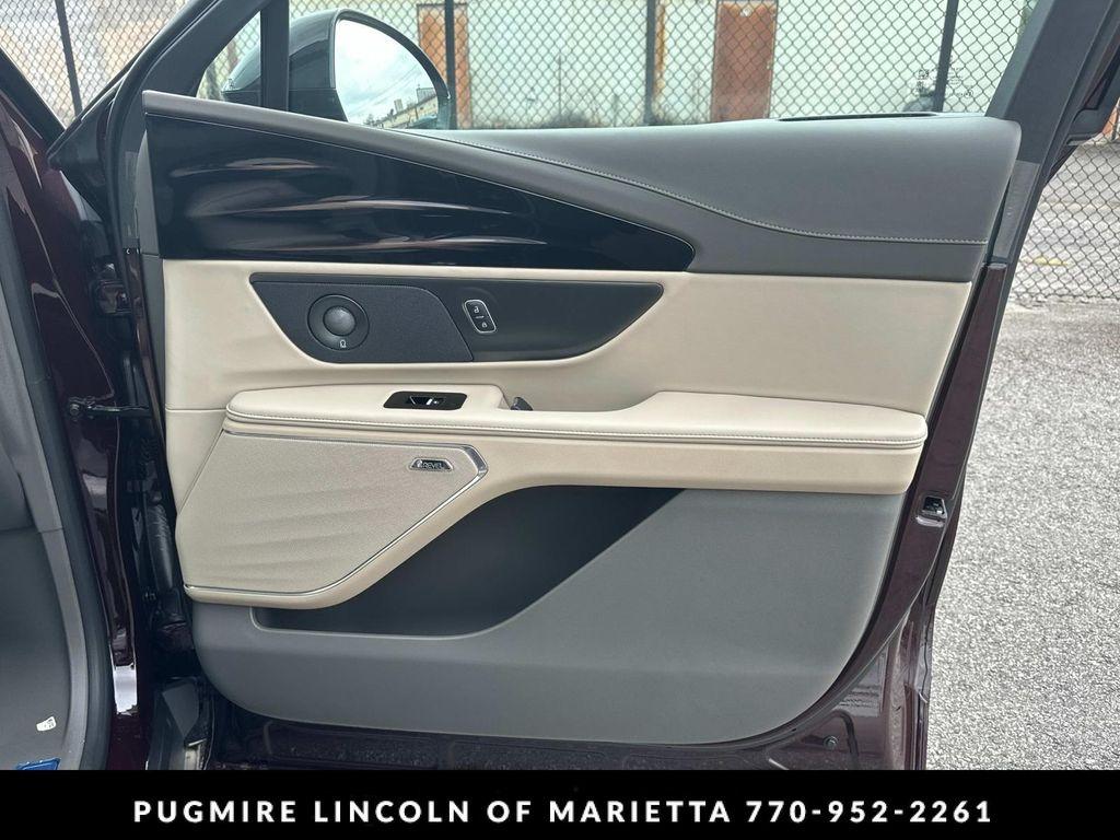 new 2025 Lincoln Nautilus car, priced at $68,920
