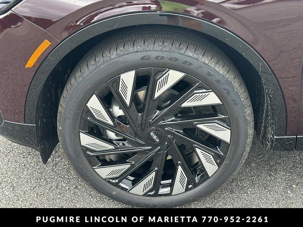 new 2025 Lincoln Nautilus car, priced at $68,920