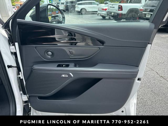 new 2025 Lincoln Nautilus car, priced at $67,455