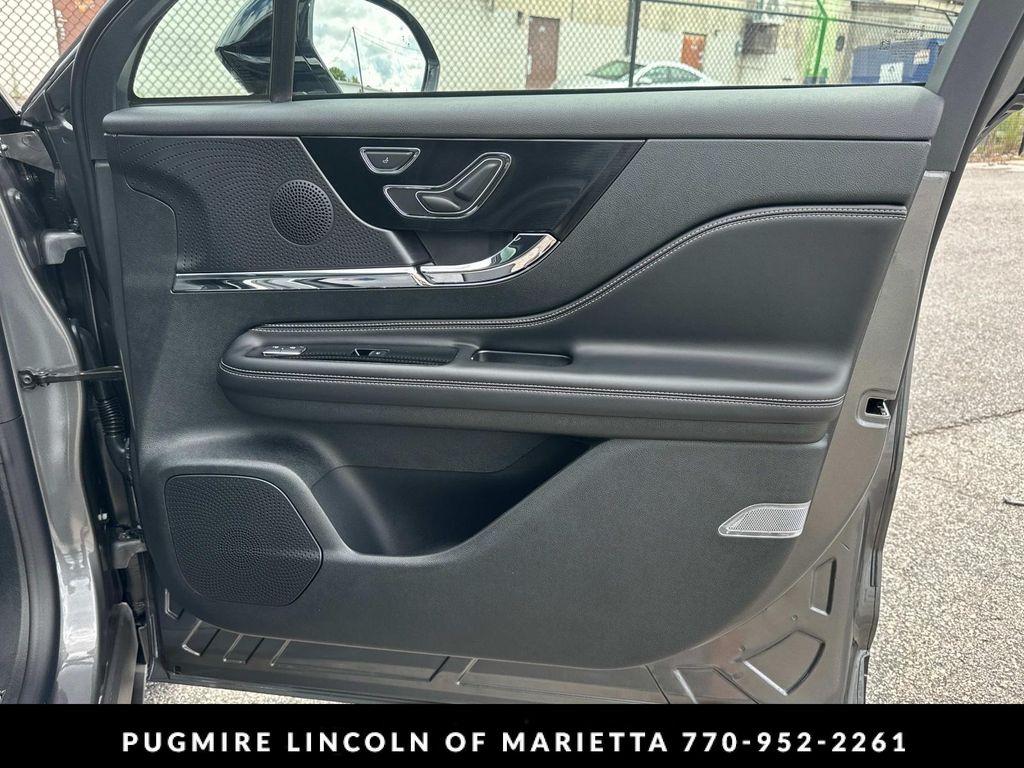new 2025 Lincoln Corsair car, priced at $45,884