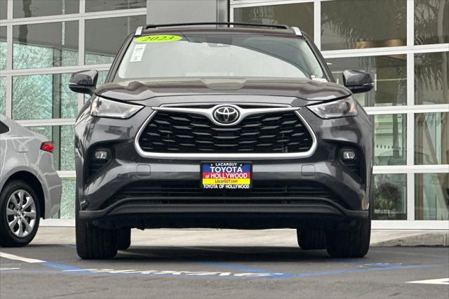 used 2023 Toyota Highlander car, priced at $34,995