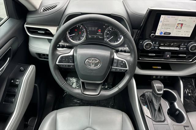 used 2023 Toyota Highlander car, priced at $34,995