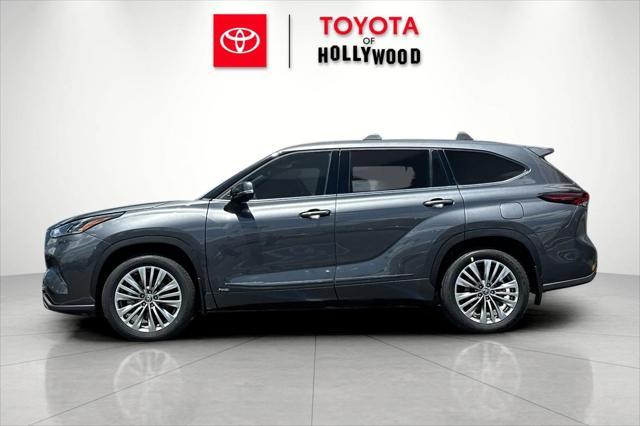 new 2025 Toyota Highlander Hybrid car, priced at $56,753