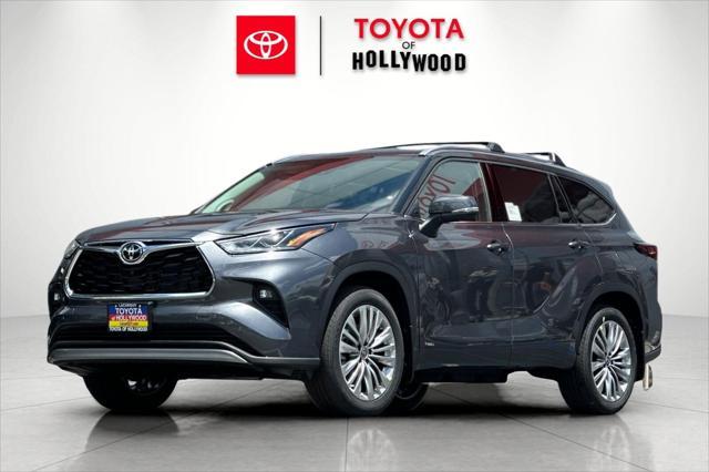 new 2025 Toyota Highlander Hybrid car, priced at $56,753