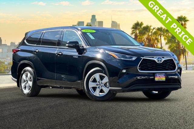 used 2021 Toyota Highlander Hybrid car, priced at $26,777