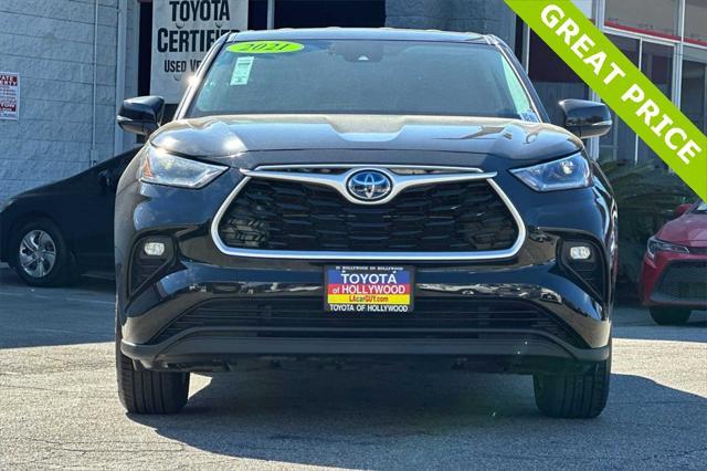 used 2021 Toyota Highlander Hybrid car, priced at $26,777