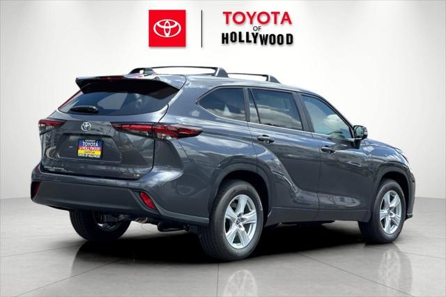 new 2025 Toyota Highlander car, priced at $42,428
