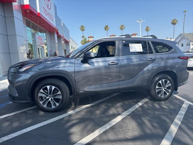 used 2023 Toyota Highlander Hybrid car, priced at $43,977