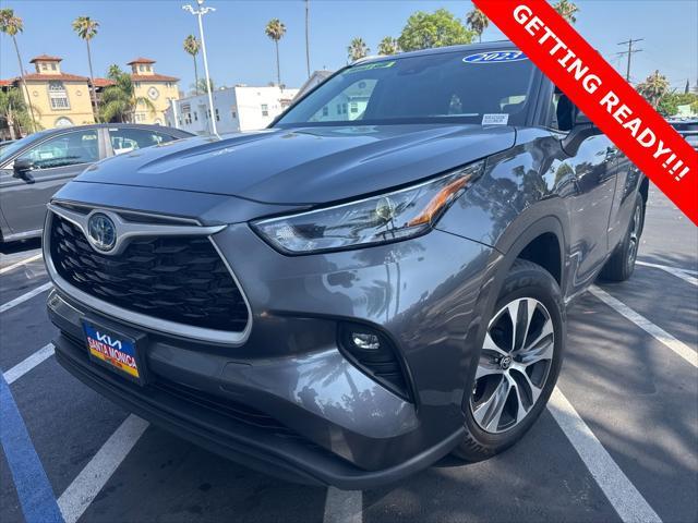 used 2023 Toyota Highlander Hybrid car, priced at $43,995
