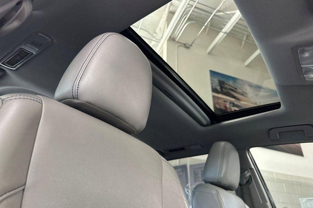 used 2019 Toyota Highlander car, priced at $27,777