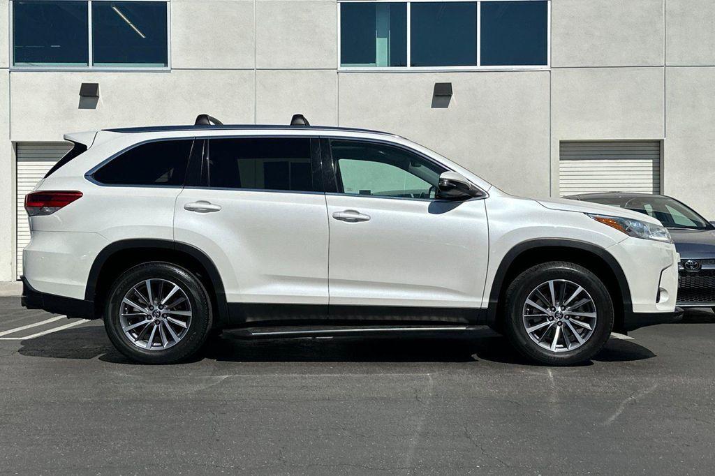 used 2019 Toyota Highlander car, priced at $27,777