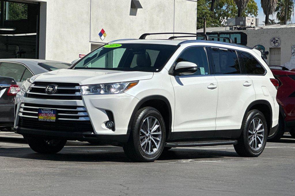 used 2019 Toyota Highlander car, priced at $27,777