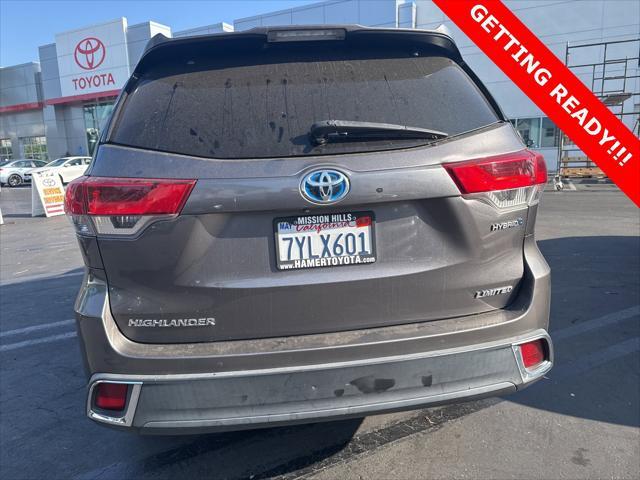 used 2017 Toyota Highlander Hybrid car, priced at $26,995