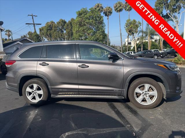 used 2017 Toyota Highlander Hybrid car, priced at $26,995