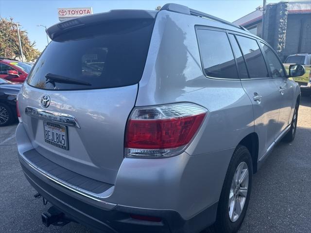 used 2013 Toyota Highlander car, priced at $12,995