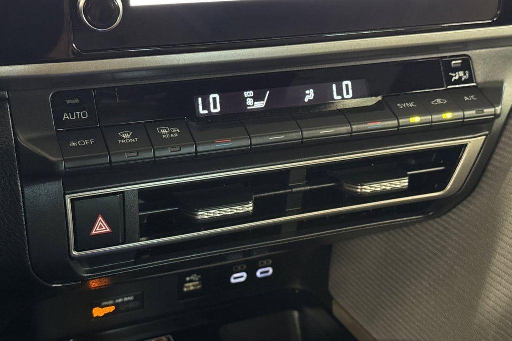 used 2025 Toyota Camry car, priced at $30,995