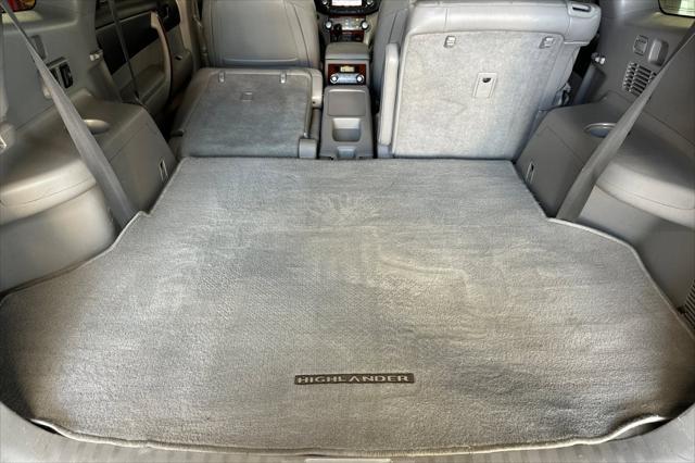 used 2012 Toyota Highlander car, priced at $8,995