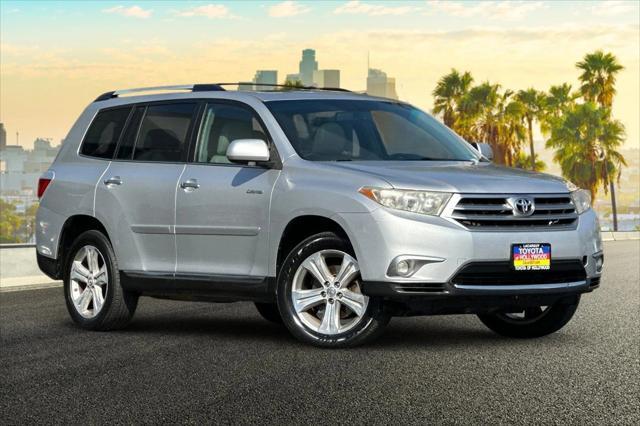 used 2012 Toyota Highlander car, priced at $8,995