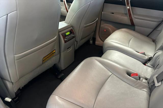 used 2012 Toyota Highlander car, priced at $8,995